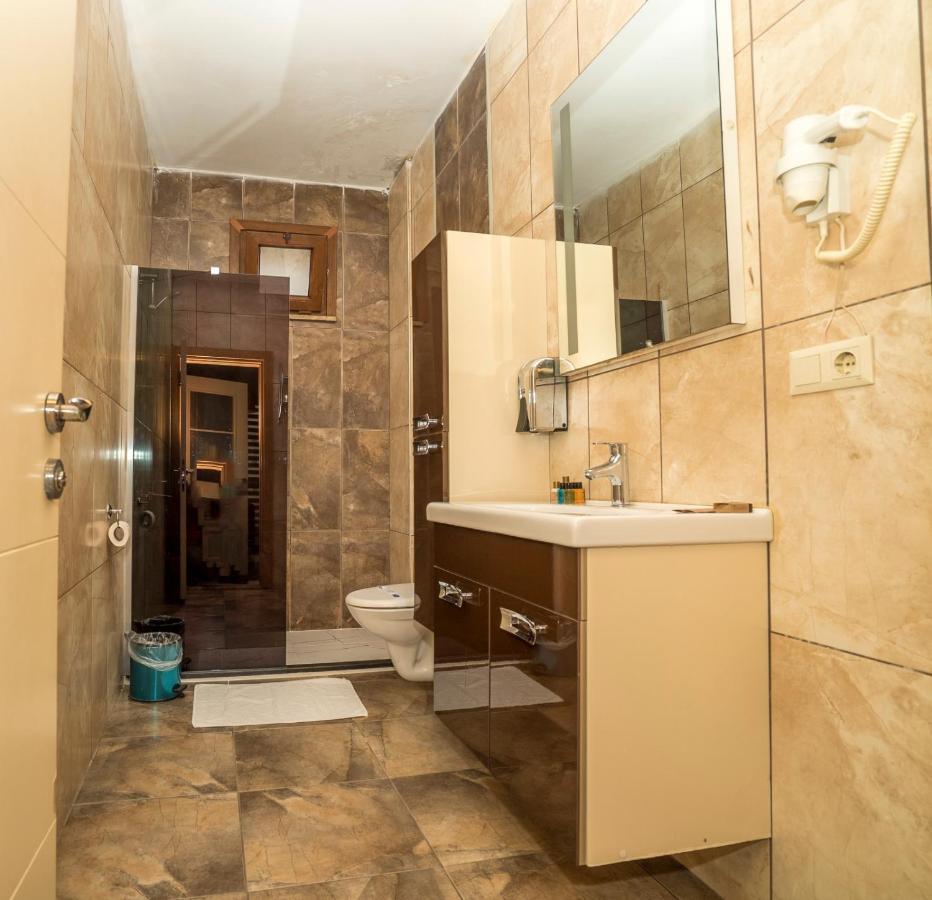 216 Hill Suites Istanbul Exteriör bild