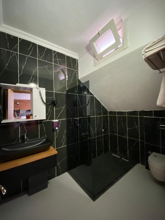 216 Hill Suites Istanbul Exteriör bild